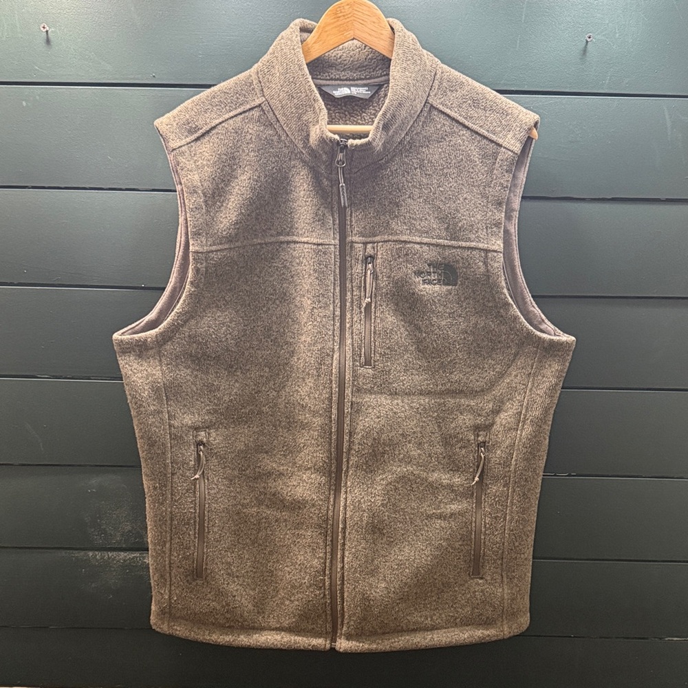 The North Face Men's Tan Fleece Vest Large